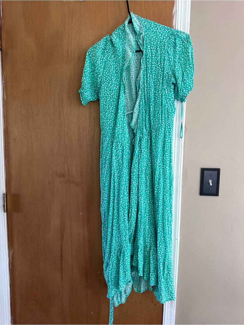 Old Navy small Floral Maxi Dress with Ruffle Front